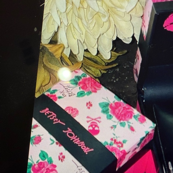 BETSET JOHNSON XOX WATCHES NEW IN THEBOX